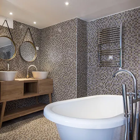 Hotel Le Temple De Jeanne