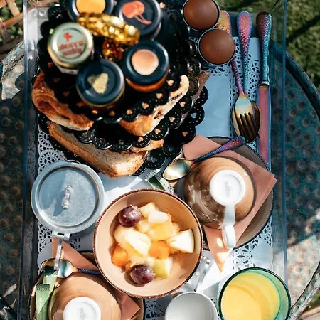 Le Temple De Jeanne Ξενοδοχείο 3*