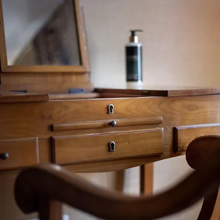 Le Temple De Jeanne Hotel Paris