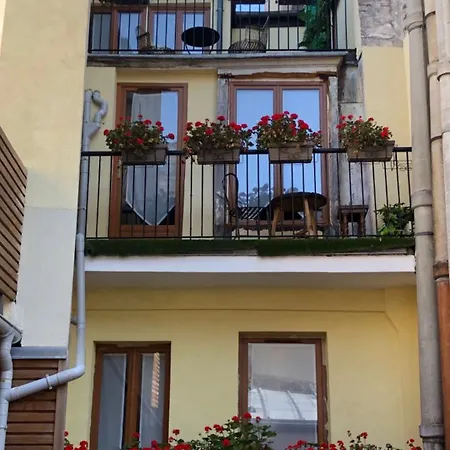 Le Temple De Jeanne 3*