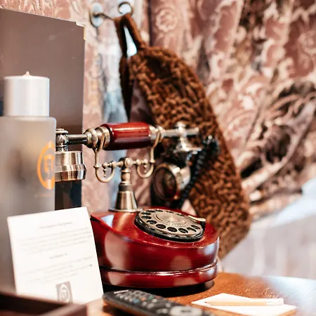 Le Temple De Jeanne 3*