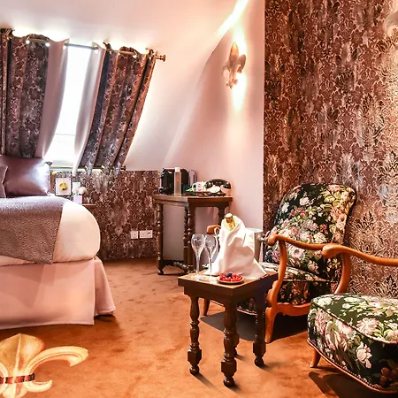 Le Temple De Jeanne 3*