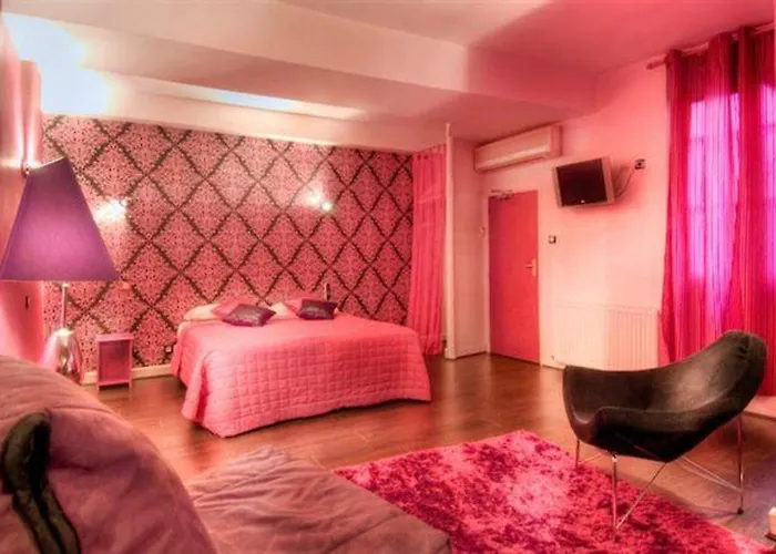 Le Temple De Jeanne Otel 3*