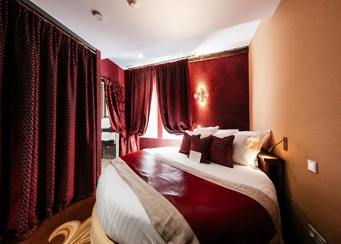 Le Temple De Jeanne Otel 3*