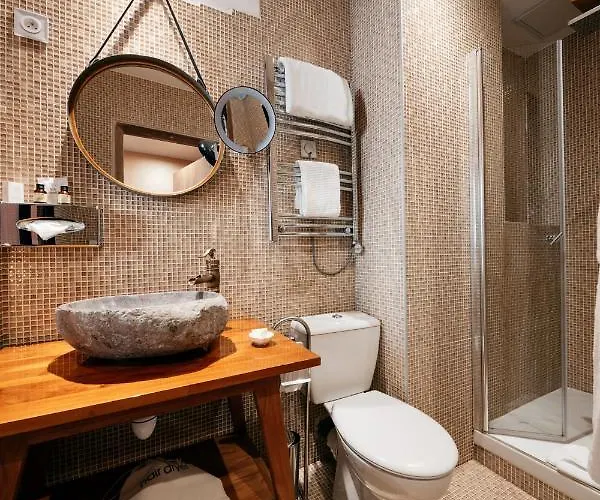 Otel Le Temple De Jeanne 3*