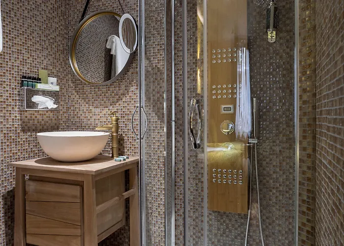 Le Temple De Jeanne Otel