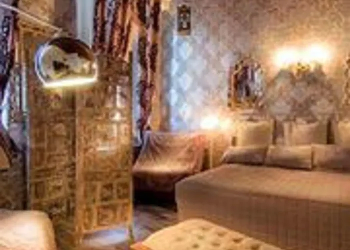 Le Temple De Jeanne 3* Paris