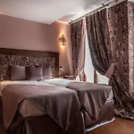 Le Temple De Jeanne