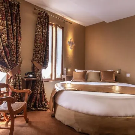 Le Temple De Jeanne Hotel 3*